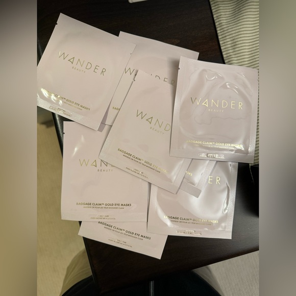 Wander Beauty Baggage Claim Gold Eye Masks 7 Pairs - Picture 4 of 4